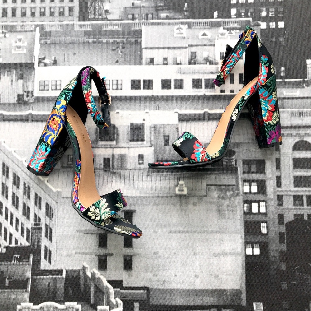 •Sale• Floral Print Ankle Strap Heels - Picture 2 of 3